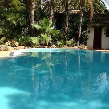 Beautiful With A Dishwasher, Close To Restaurants Holiday home *