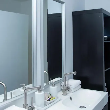 Hébergement de vacances Beautiful With A Dishwasher, Close To Restaurants